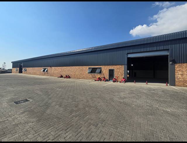 2,700M² WAREHOUSE TO LET IN BENONI SOUTH